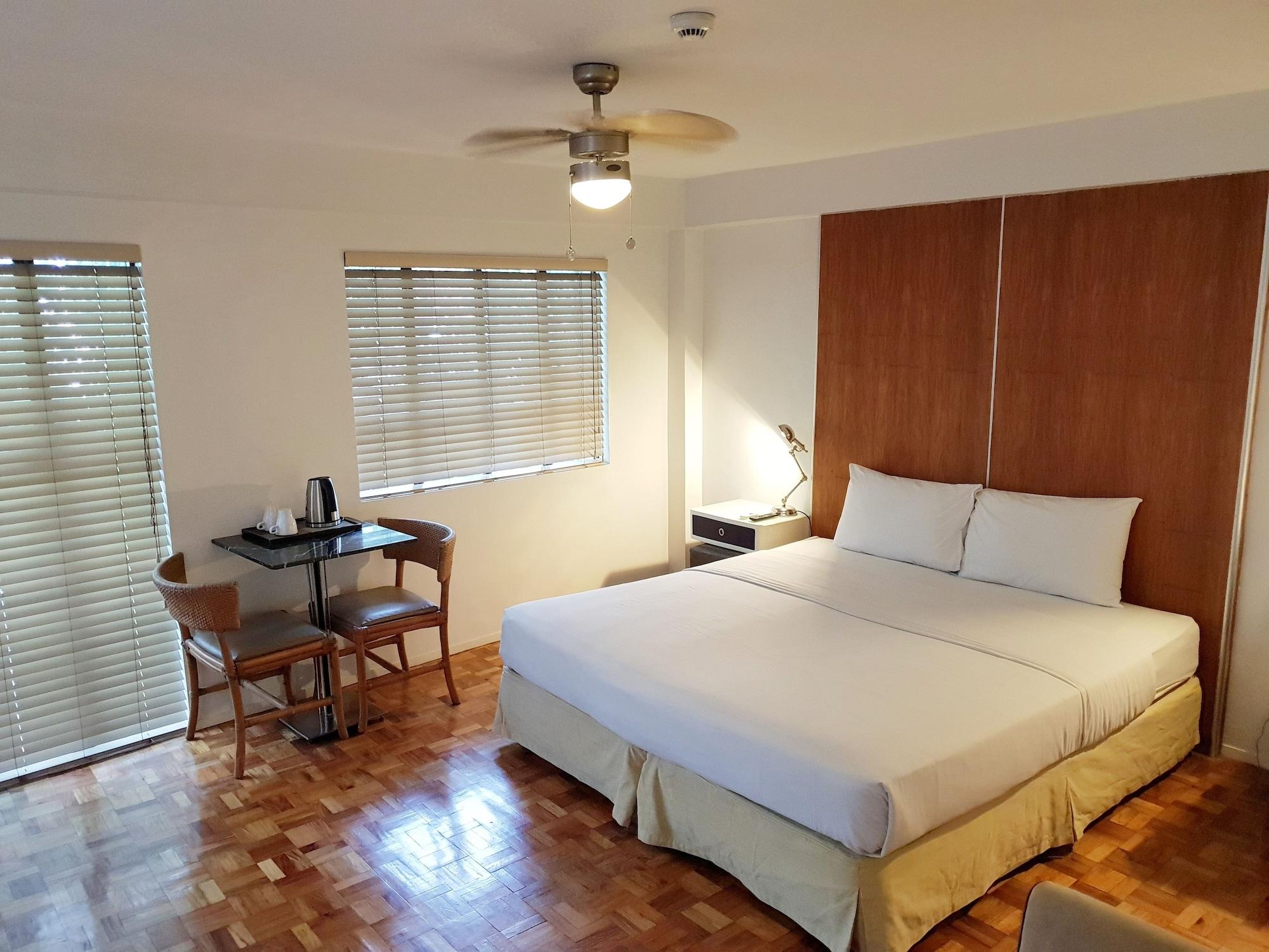 The Clipper House, Poblacion Makati Манила Экстерьер фото