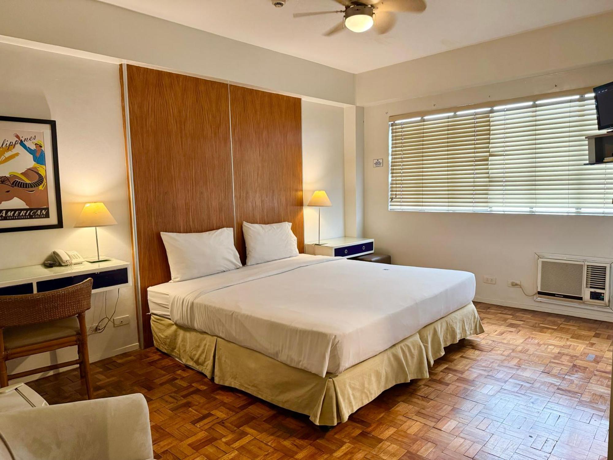 The Clipper House, Poblacion Makati Манила Экстерьер фото