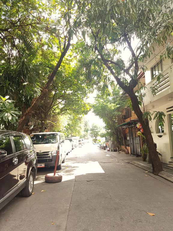 The Clipper House, Poblacion Makati Манила Экстерьер фото